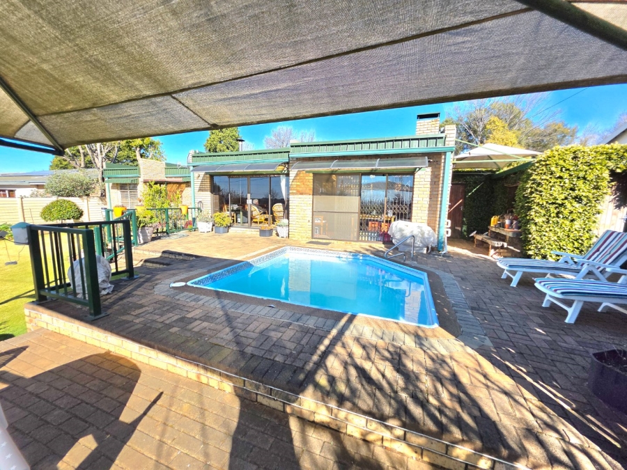 5 Bedroom Property for Sale in Panorama Free State